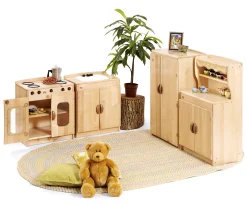 Woodcrest Kitchen (set of four)